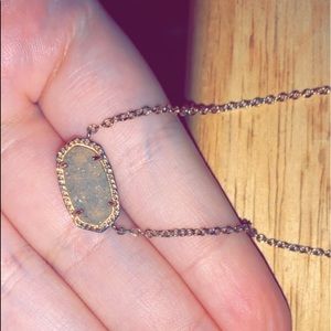 Kendra Scott necklace